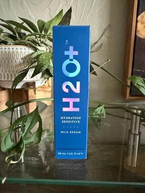 Hydration Sensitive Milk Serum — Blue